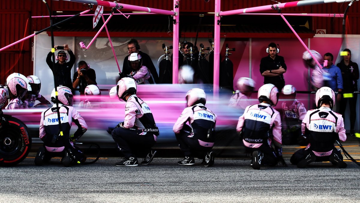 Esteban Ocon v druhých předsezonních testech v Barceloně