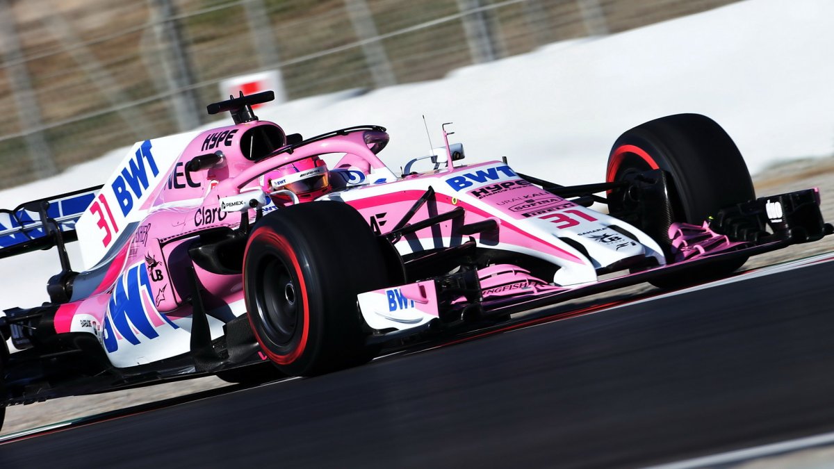 Esteban Ocon v druhých předsezonních testech v Barceloně