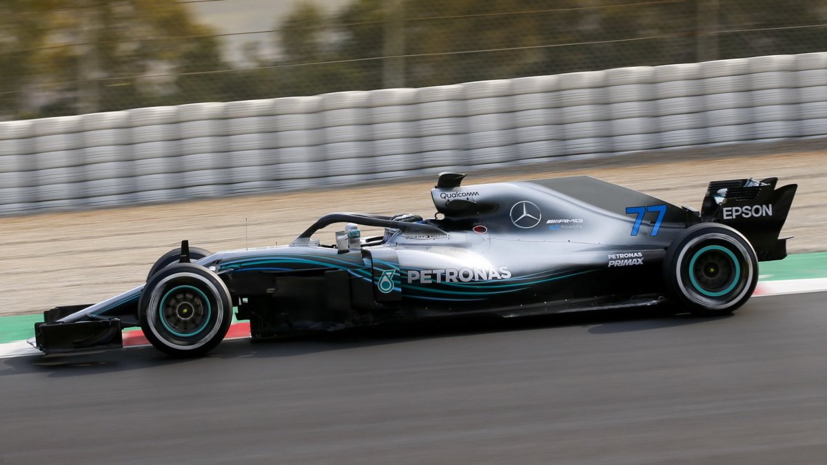 Valtteri Bottas při prvních předsezonních testech v Barceloně