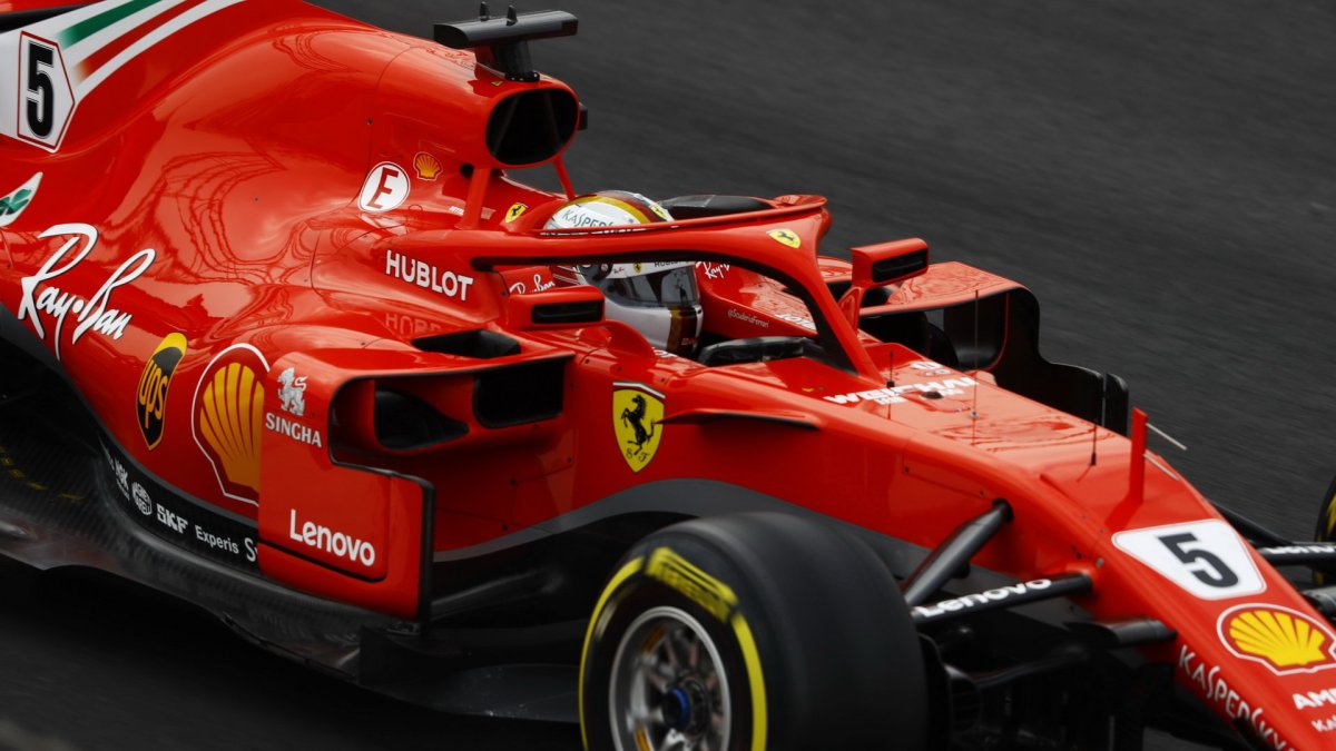 Sebastian Vettel při prvních předsezonních testech v Barceloně