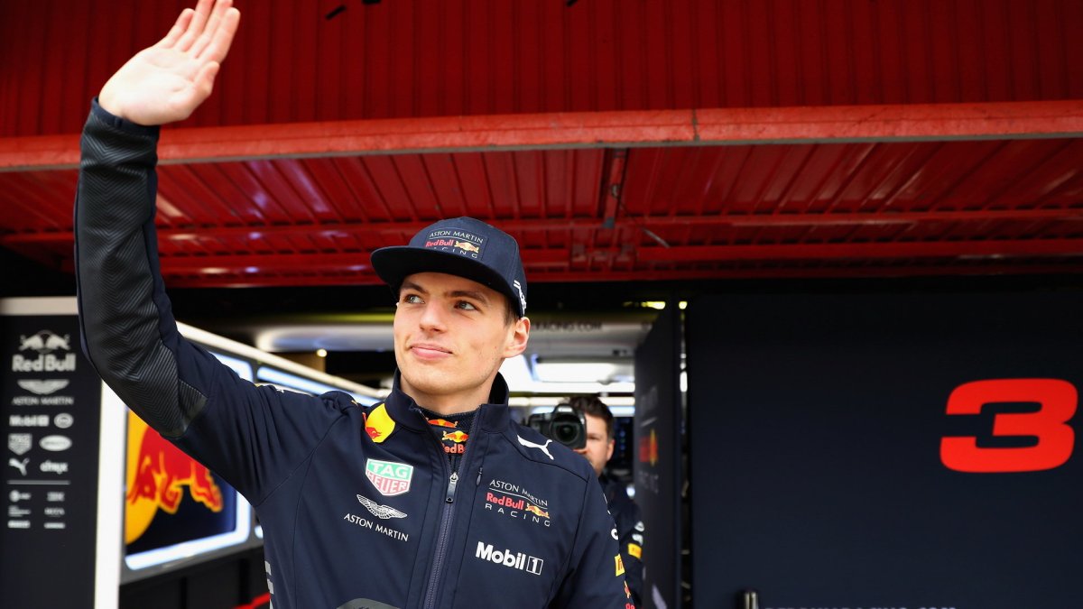 Max Verstappen při prvních předsezonních testech v Barceloně