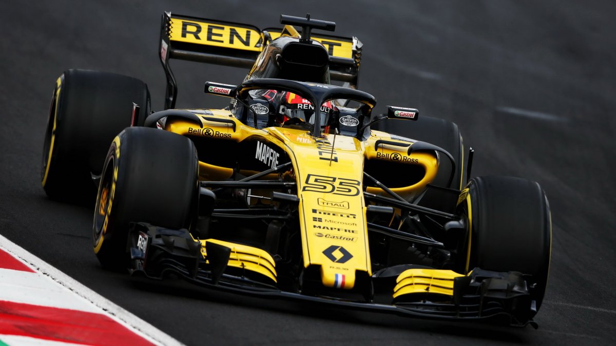 Carlos Sainz při prvních předsezonních testech v Barceloně