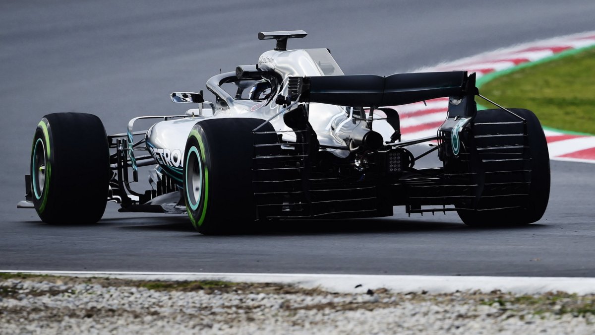 Valtteri Bottas při prvních předsezonních testech v Barceloně