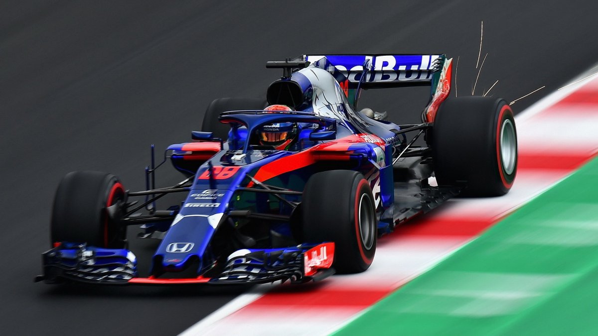 Brendon Hartley při prvních předsezonních testech v Barceloně