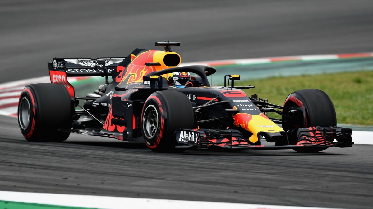Daniel Ricciardo v kvalifikaci ve Španělsku