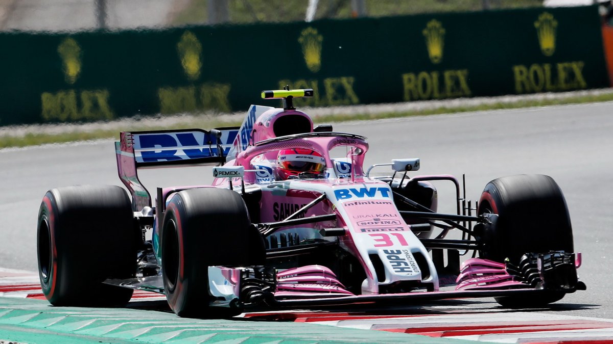 Esteban Ocon v tréninku ve Španělsku