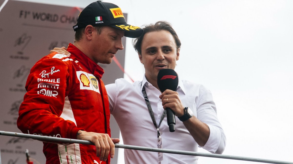 Kimi Räikkönen s Felipem Massou při rozhovoru po závodě v Monze