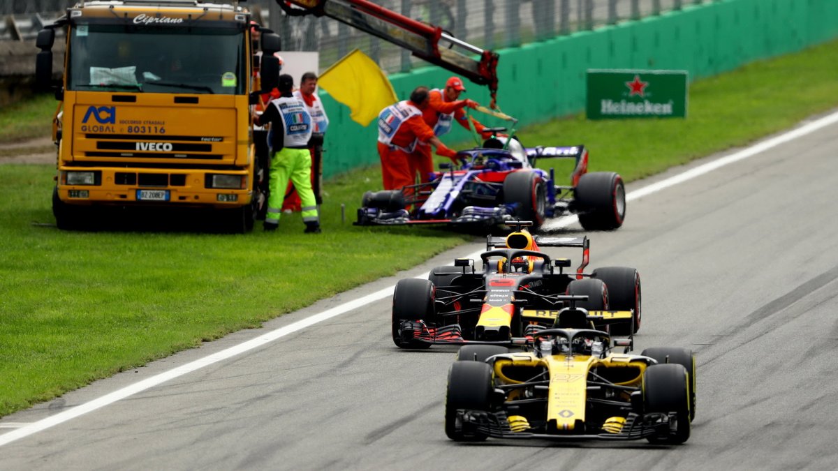 Brendon Hartley skončil předčasně v závodě v Monze