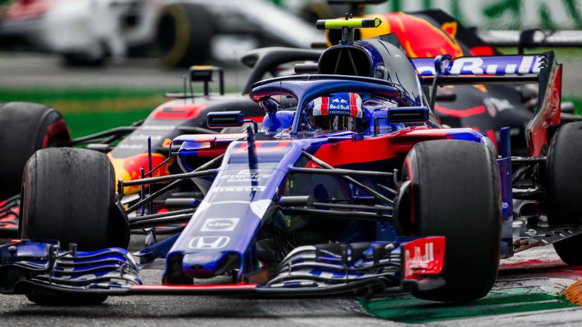 Pierre Gasly v závodě v Monze