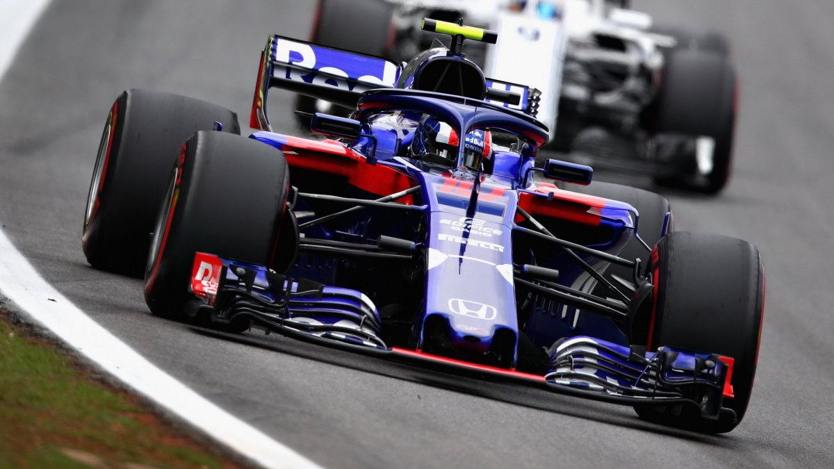 Pierre Gasly v závodě v Brazílii