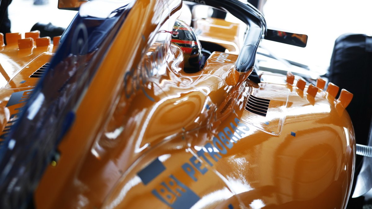 Stoffel Vandoorne v závodě v Brazílii
