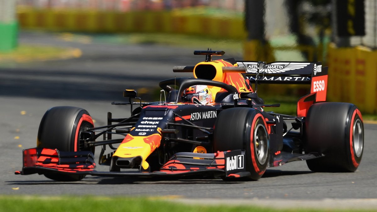 Max Verstappen v tréninku v Melbourne