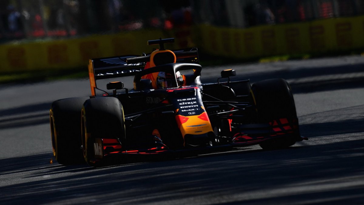 Max Verstappen v tréninku v Melbourne