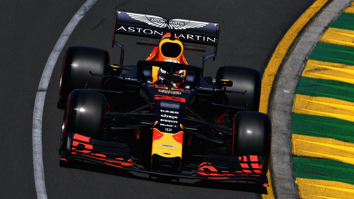 Max Verstappen v tréninku v Melbourne
