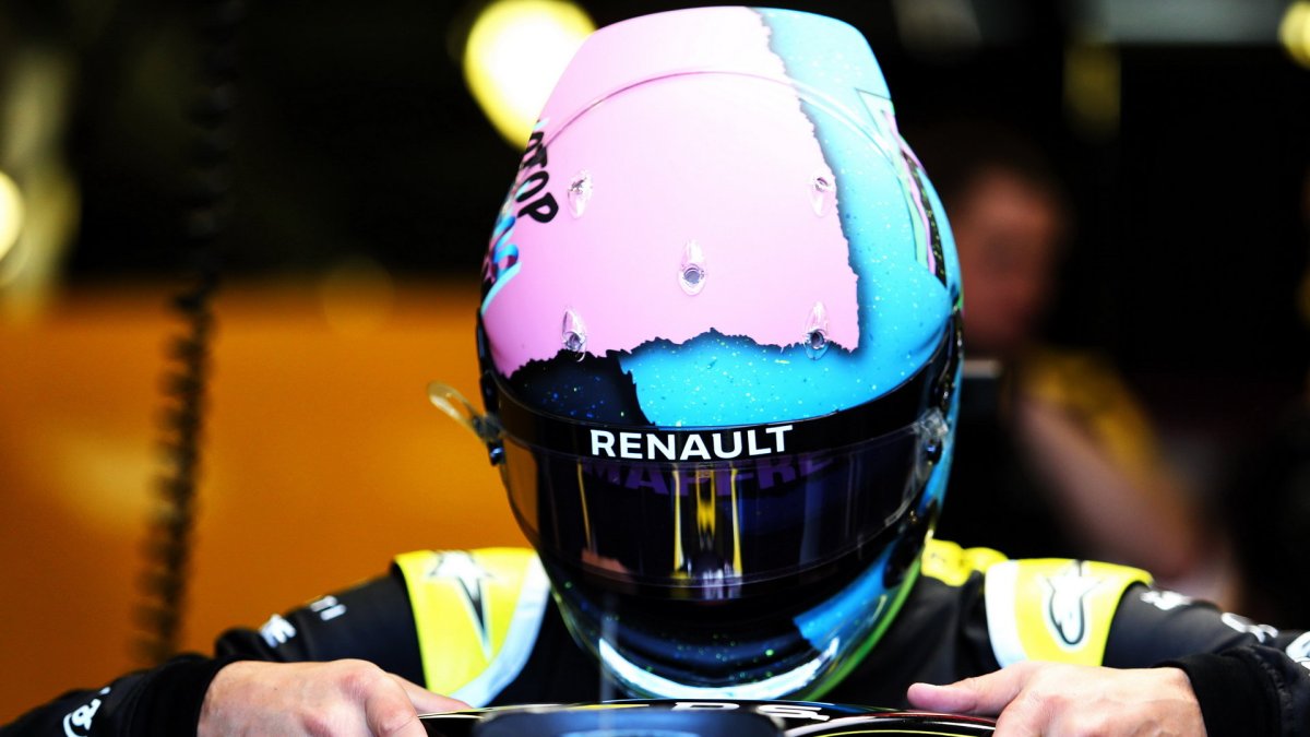 Daniel Ricciardo v tréninku v Melbourne
