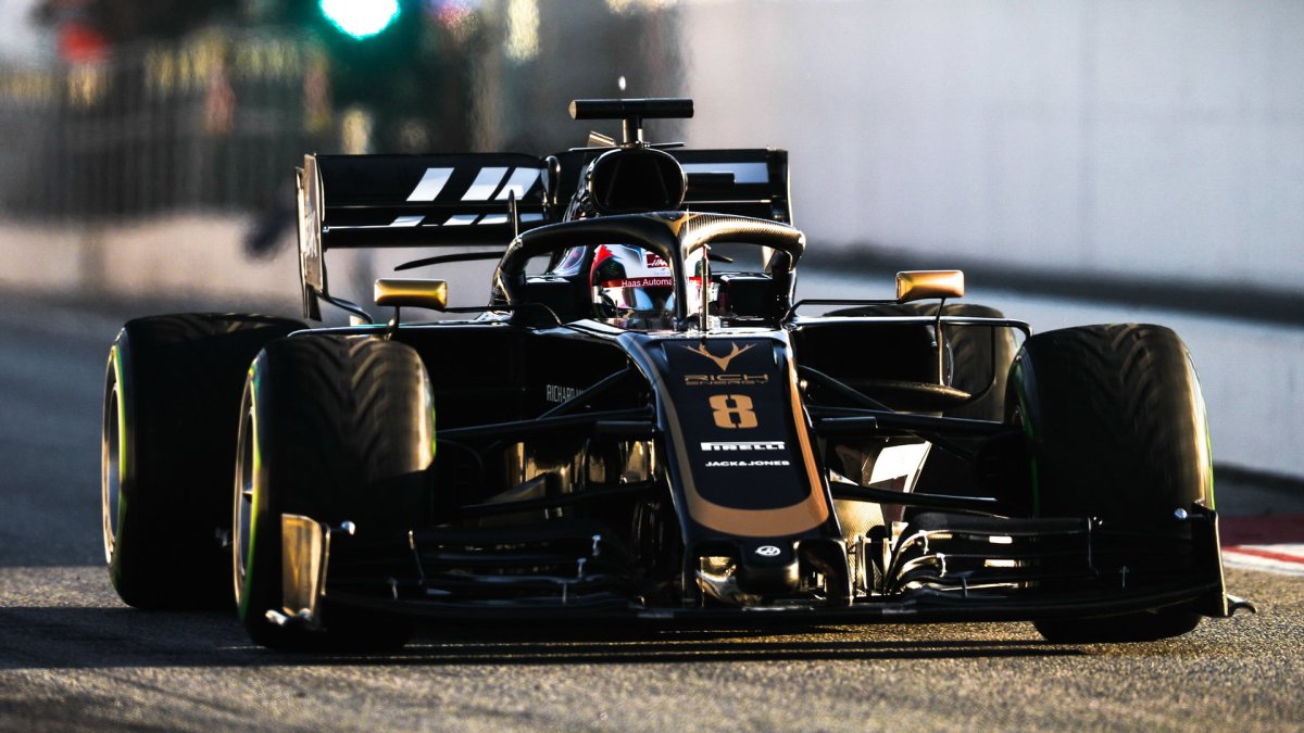 Romain Grsojean v rámci druhého dne druhých předsezonních testů v Barceloně