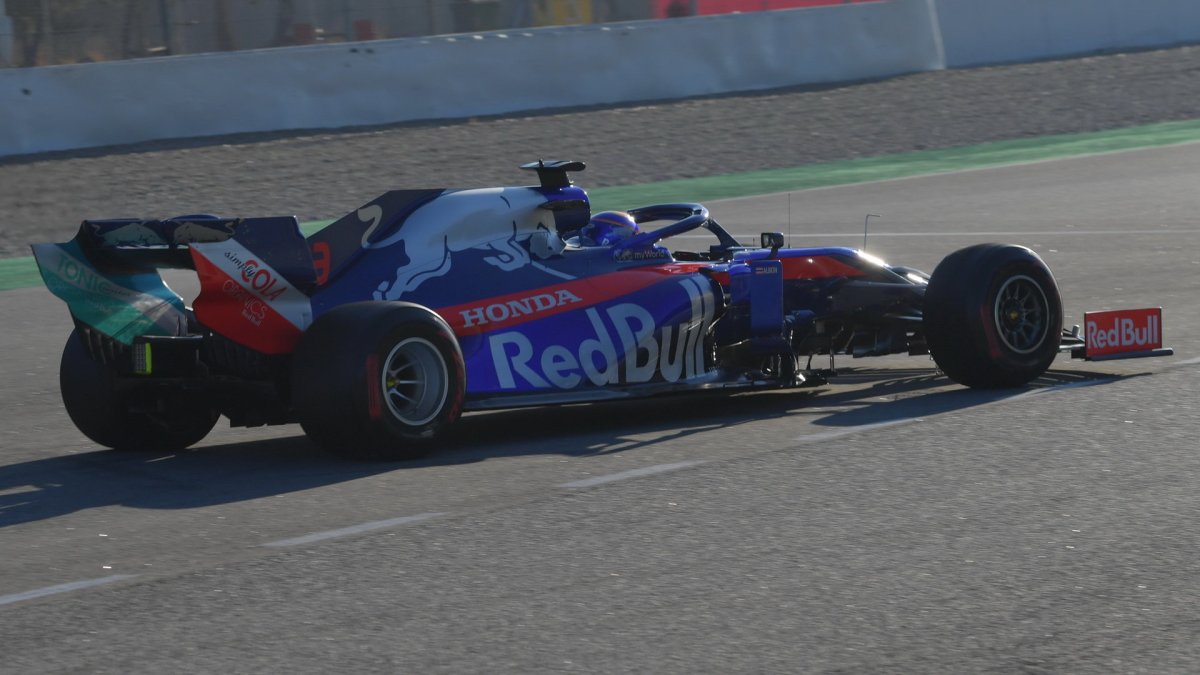 Alexander Albon v rámci druhých předsezonních testů v Barceloně
