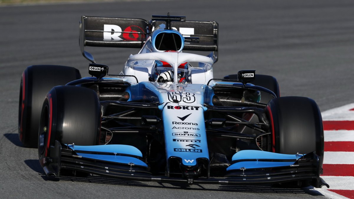 George Russell v rámci druhých předsezonních testů v Barceloně