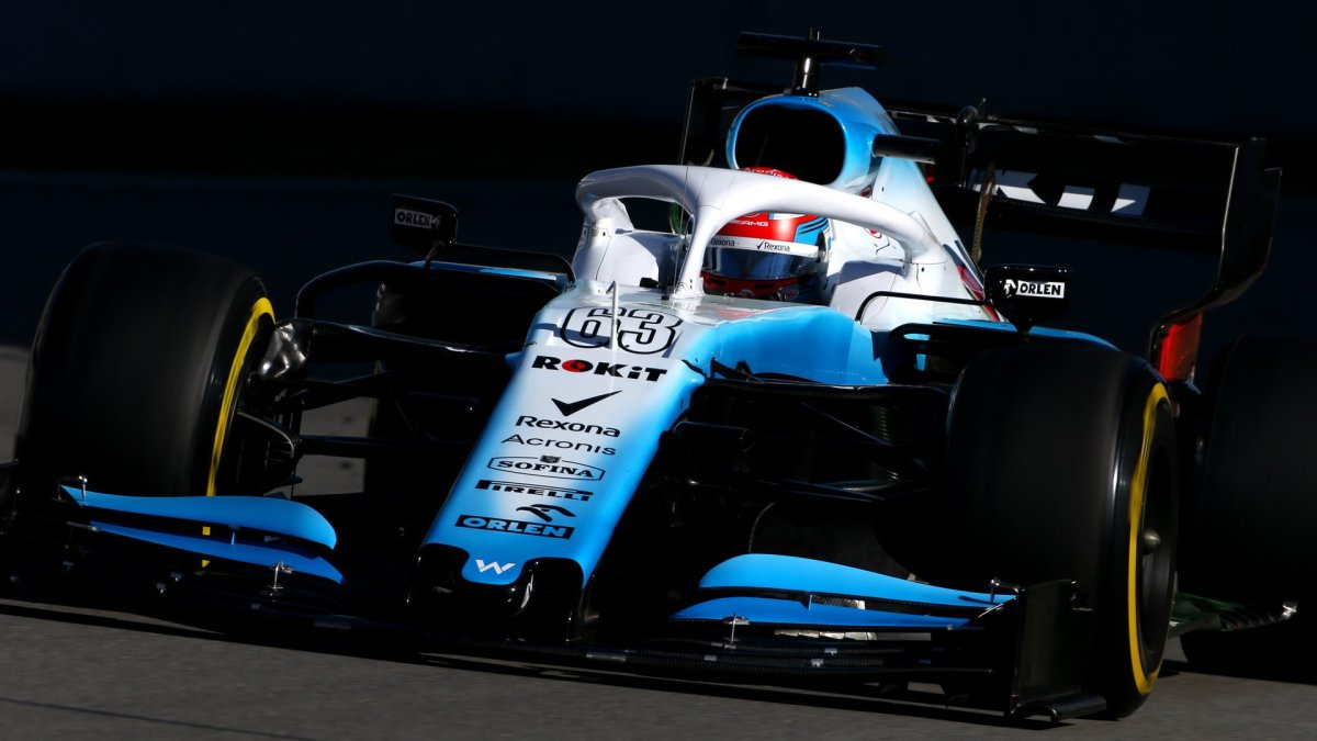 George Russell v rámci druhých předsezonních testů v Barceloně