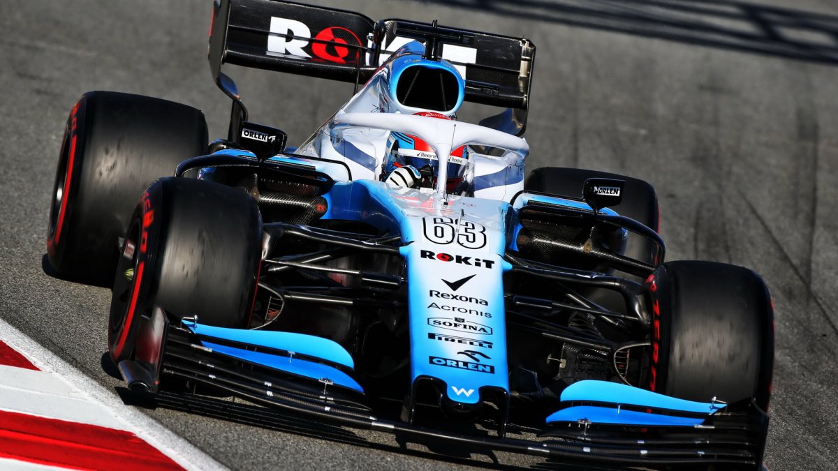 George Russell v rámci druhých předsezonních testů v Barceloně