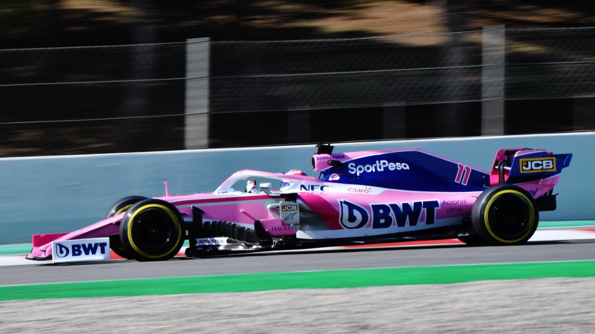 Sergio Pérez v novém voze Racing Point RP19 při testech v Barceloně