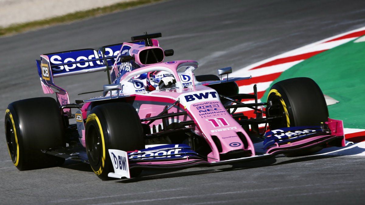 Sergio Pérez v novém voze Racing Point RP19 při testech v Barceloně