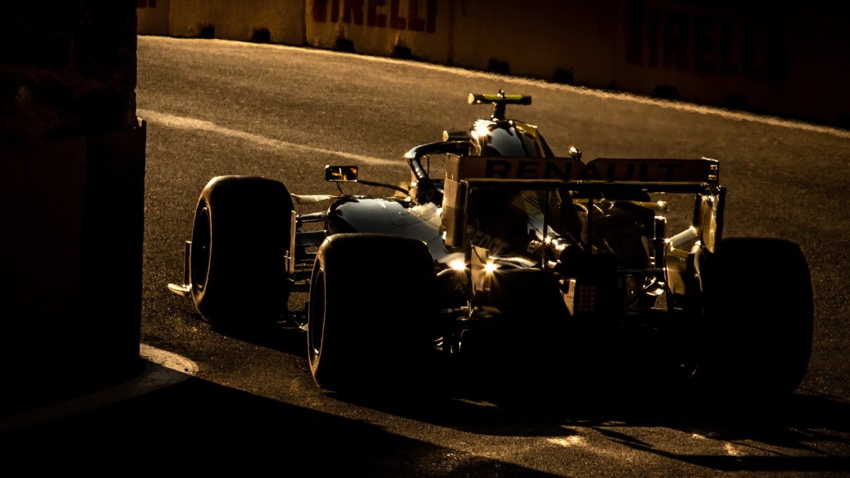 Nico Hülkenberg v tréninku v Ázerbájdžánu
