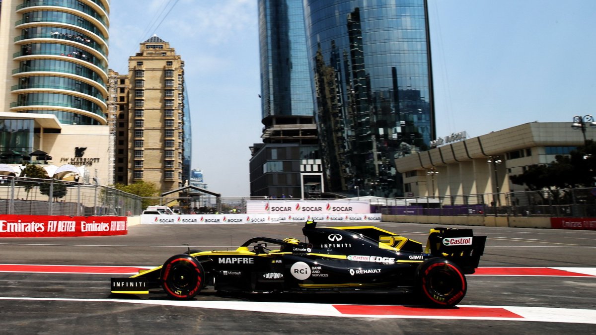 Nico Hülkenberg v tréninku v Ázerbájdžánu
