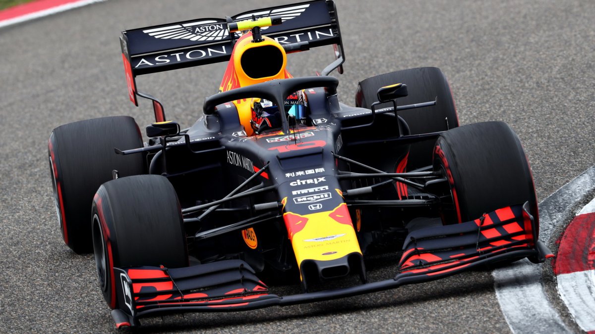 Pierre Gasly v závodě v Číně