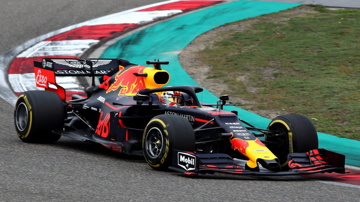 Max Verstappen v závodě v Číně