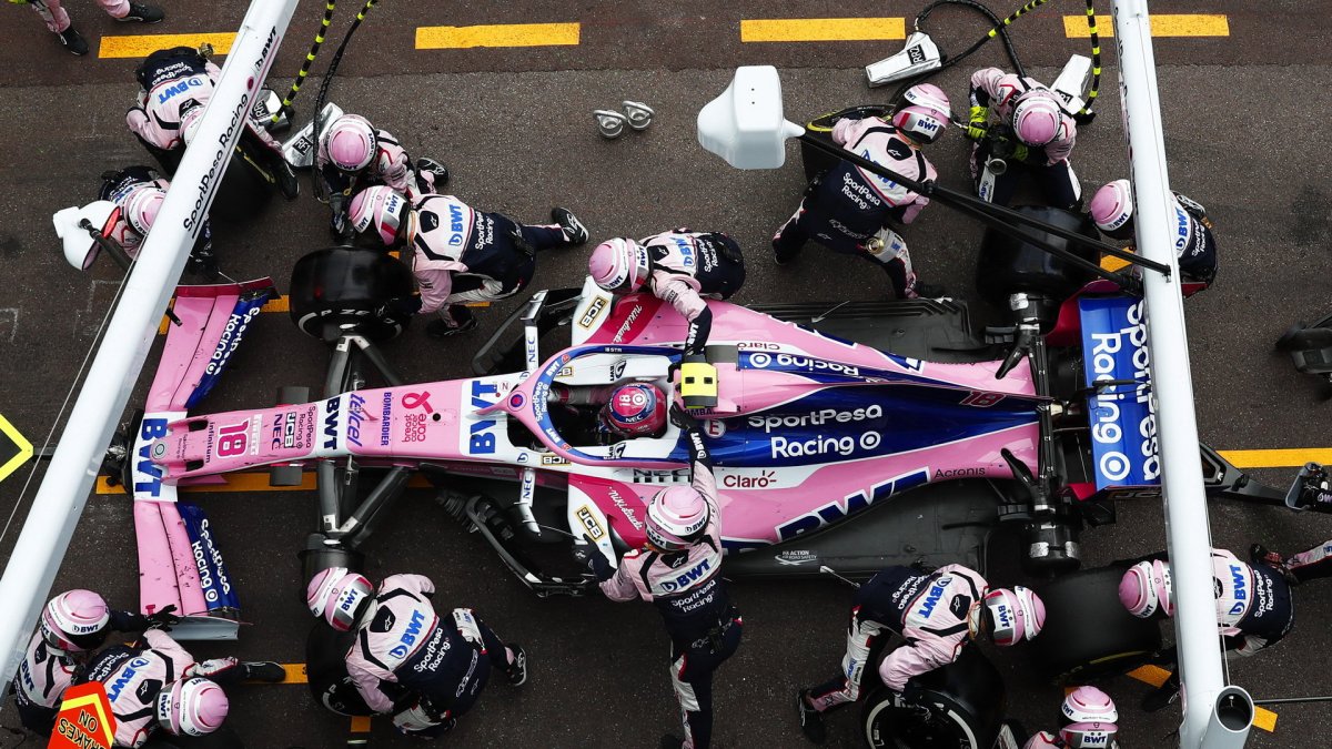 Lance Stroll v závodě v Monaku