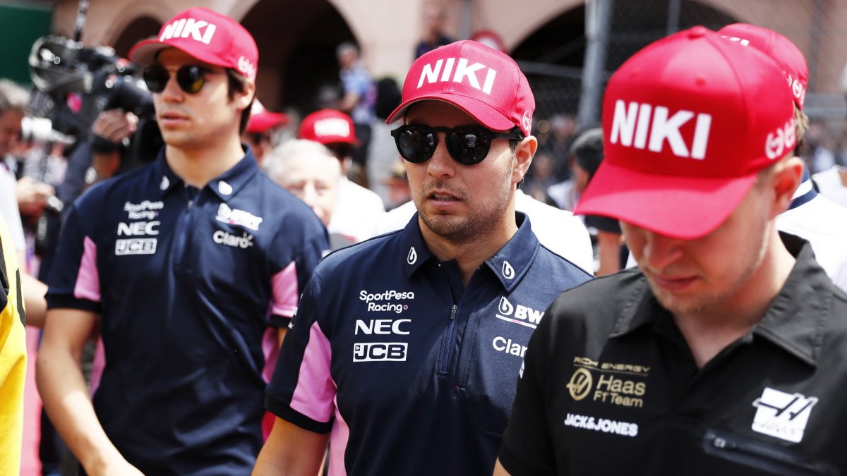 Lance Stroll,Sergio Pérez a Kevin Magnussen před závodem v Monaku