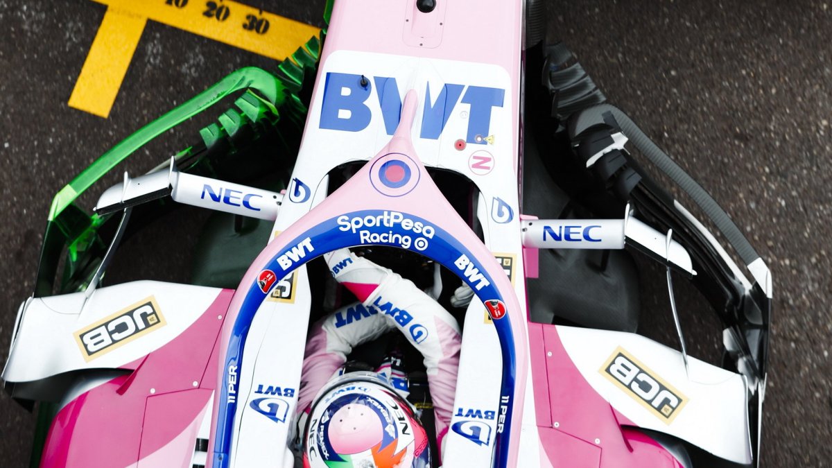 Sergio Pérez a Flow-vis v tréninku v Monaku