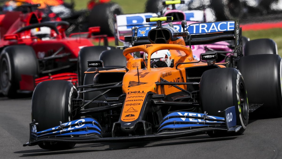 Lando Norris v závodě v Silverstone