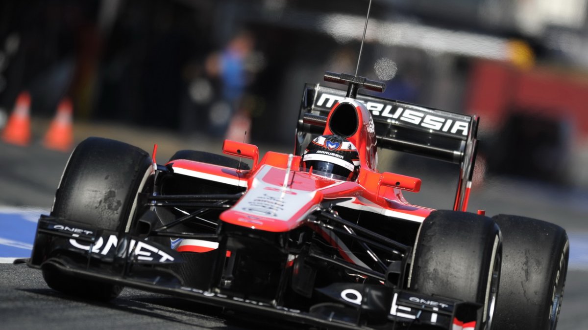 Marussia MR02