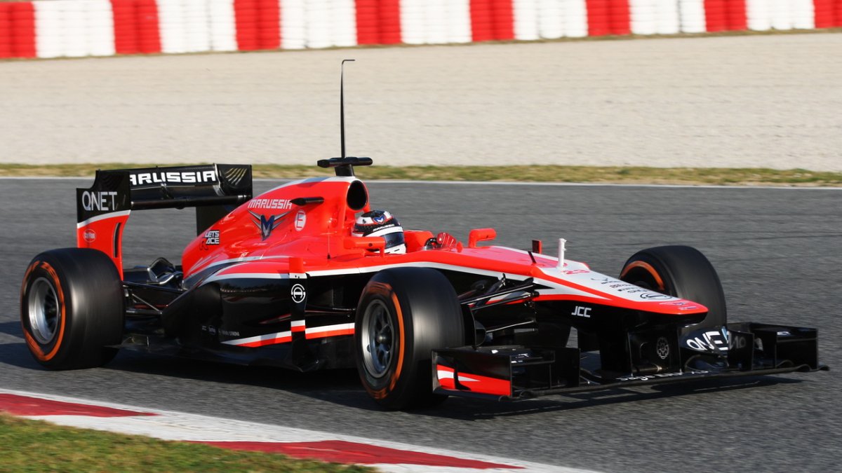 Marussia MR02