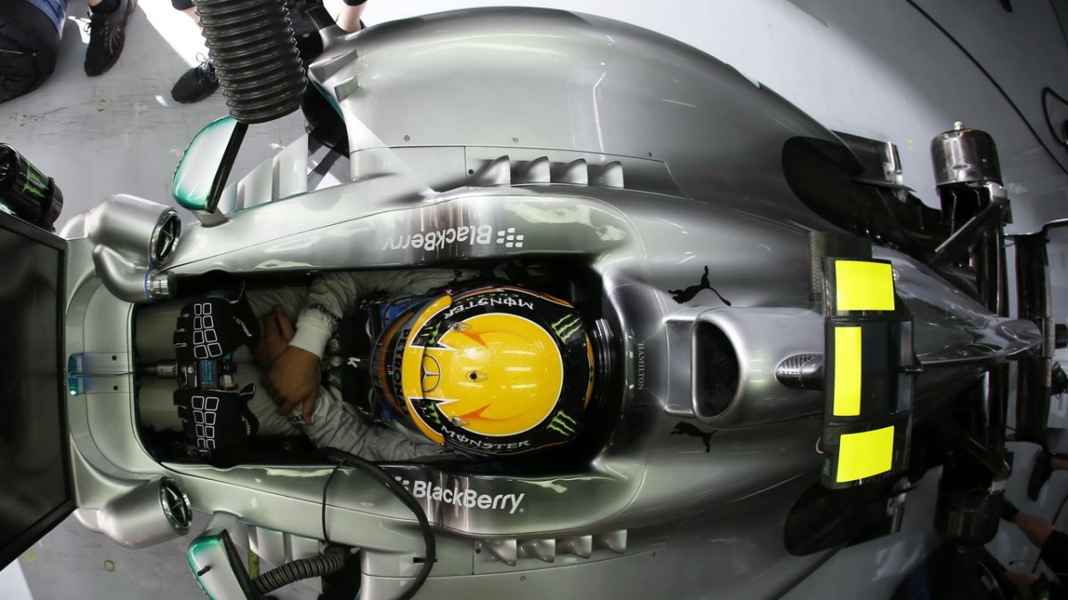 Mercedes F1 W04