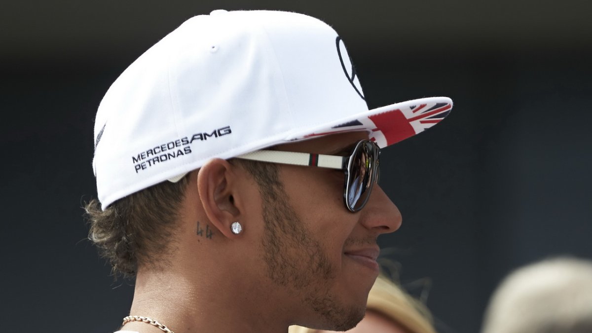 Hamilton, Lewis