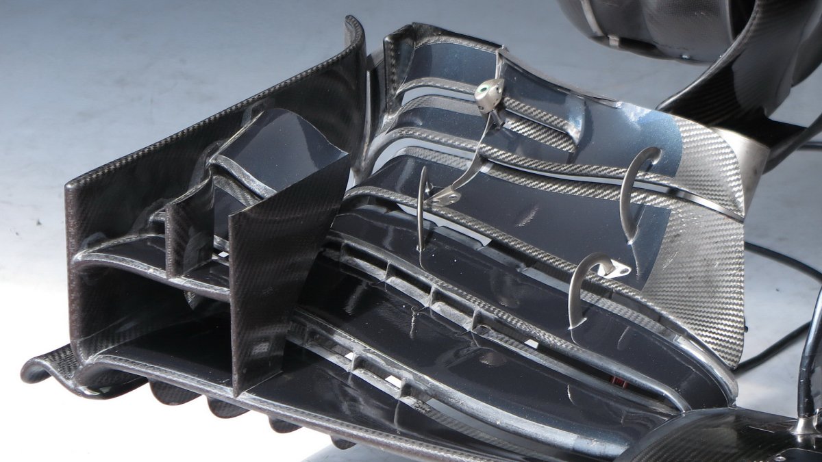 Detail předního křídla