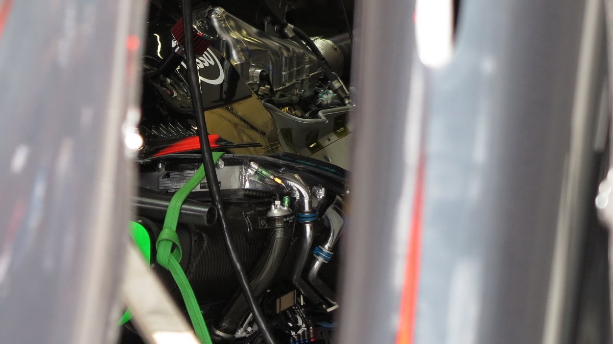 Kokpit McLarenu MP4-30 Honda