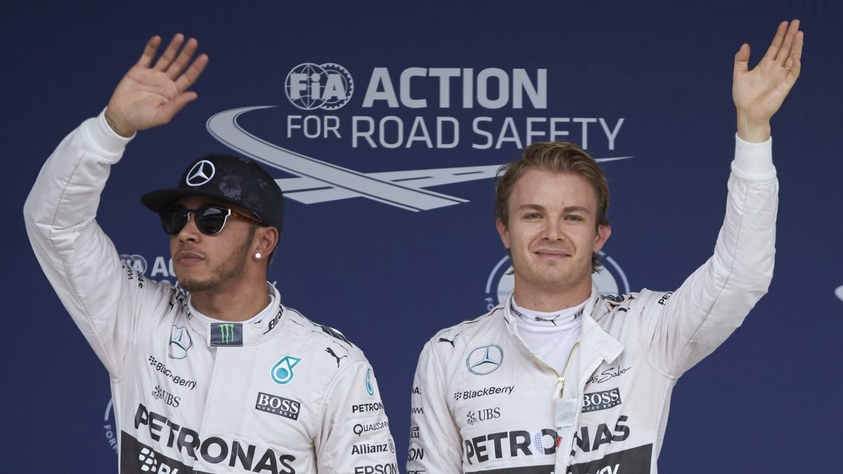 Lewis Hamilton a Nico Rosberg vyhráli kvalifikaci, GP Japonska (Suzuka)