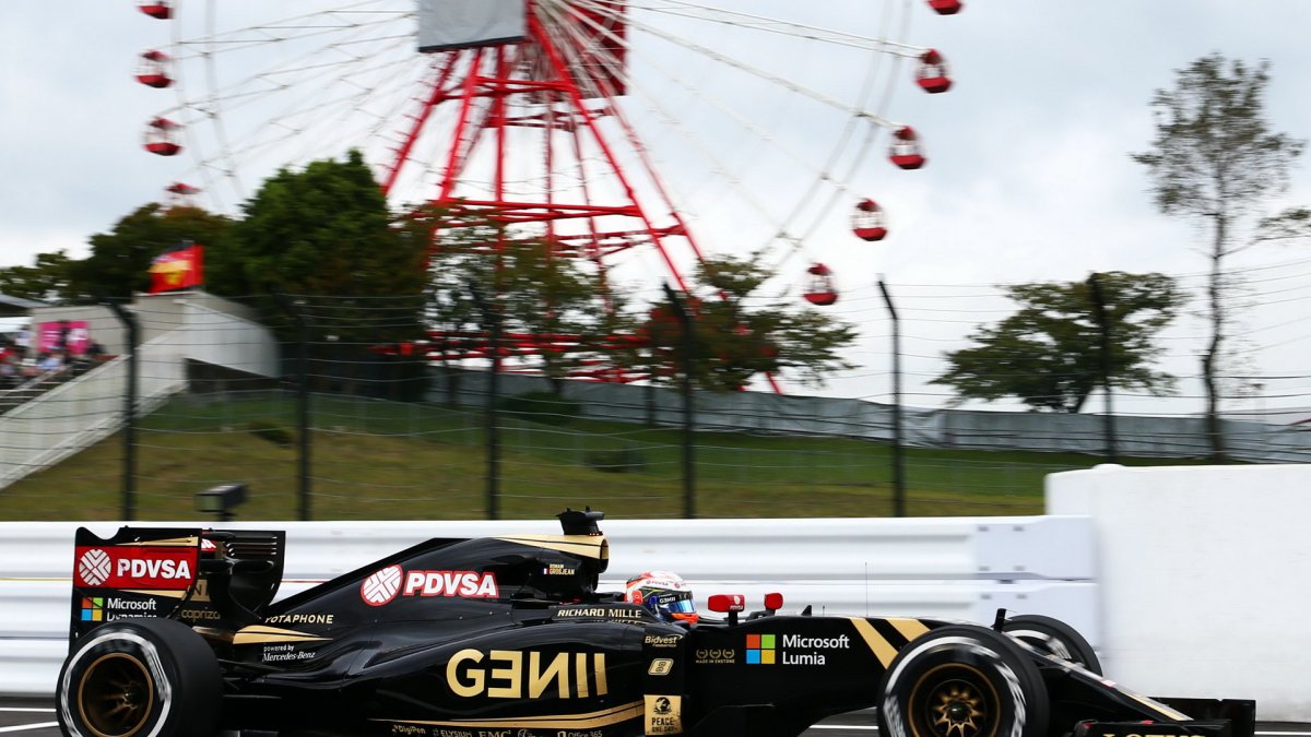 Romain Grosjean v Suzuce