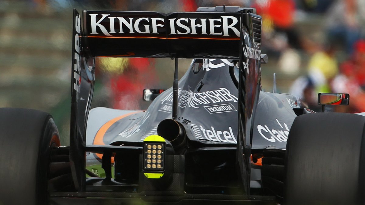 Nico Hülkenberg v Suzuce