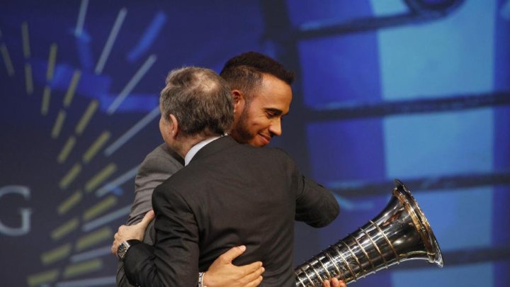 Předávaní ocenění na slavnostním galavečeru FIA 2015