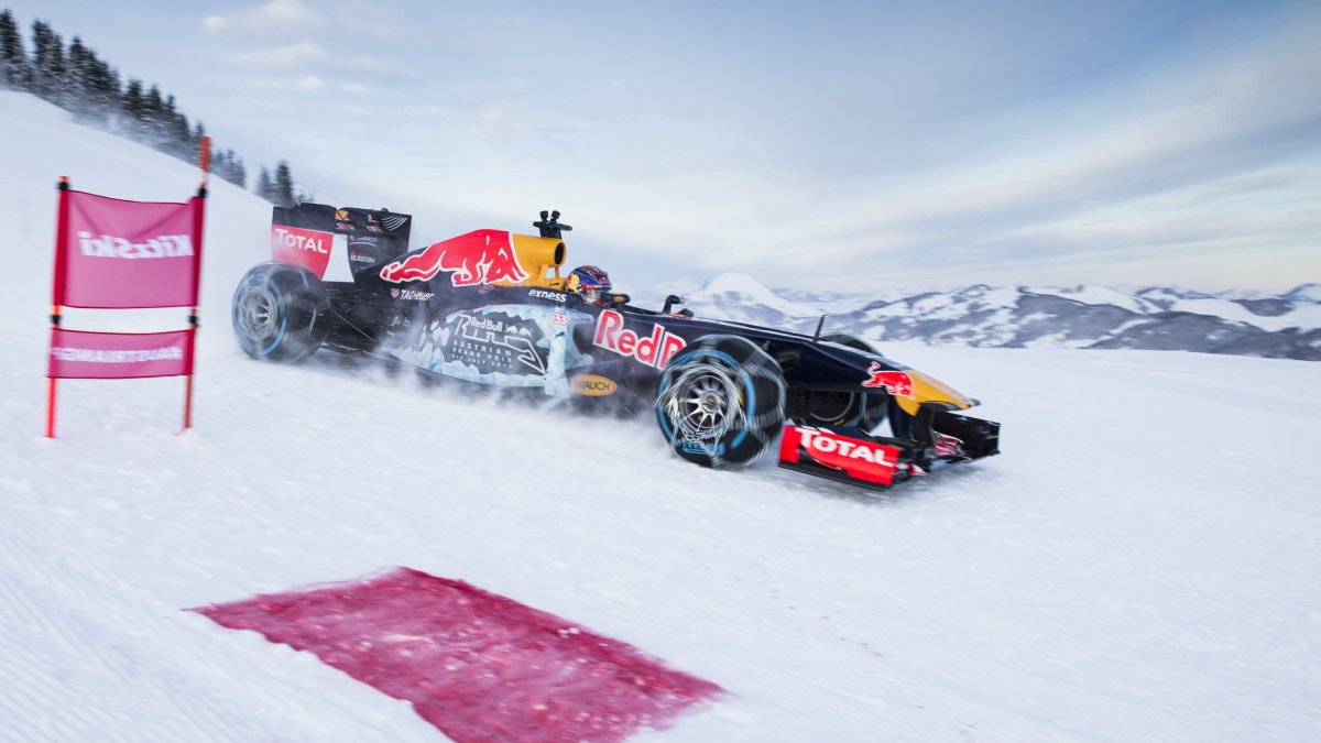 Roadshow Red Bullu s Maxem Verstappenem v Rakousku