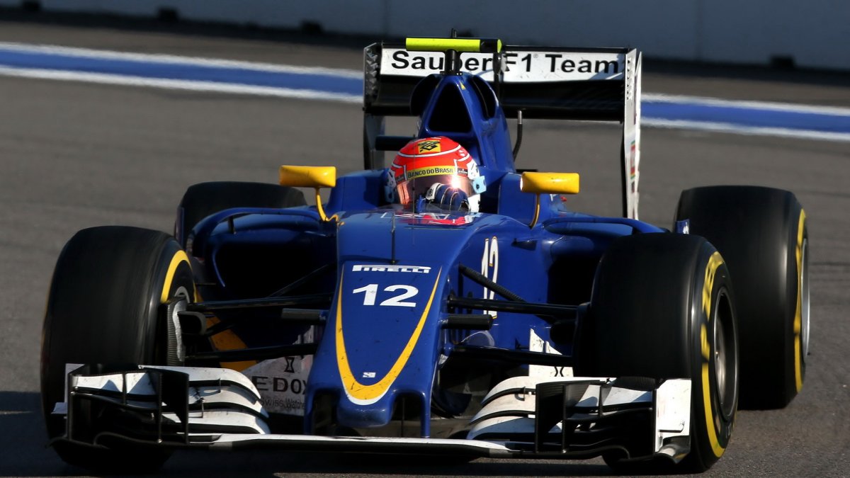 Felipe Nasr při závodě v Soči
