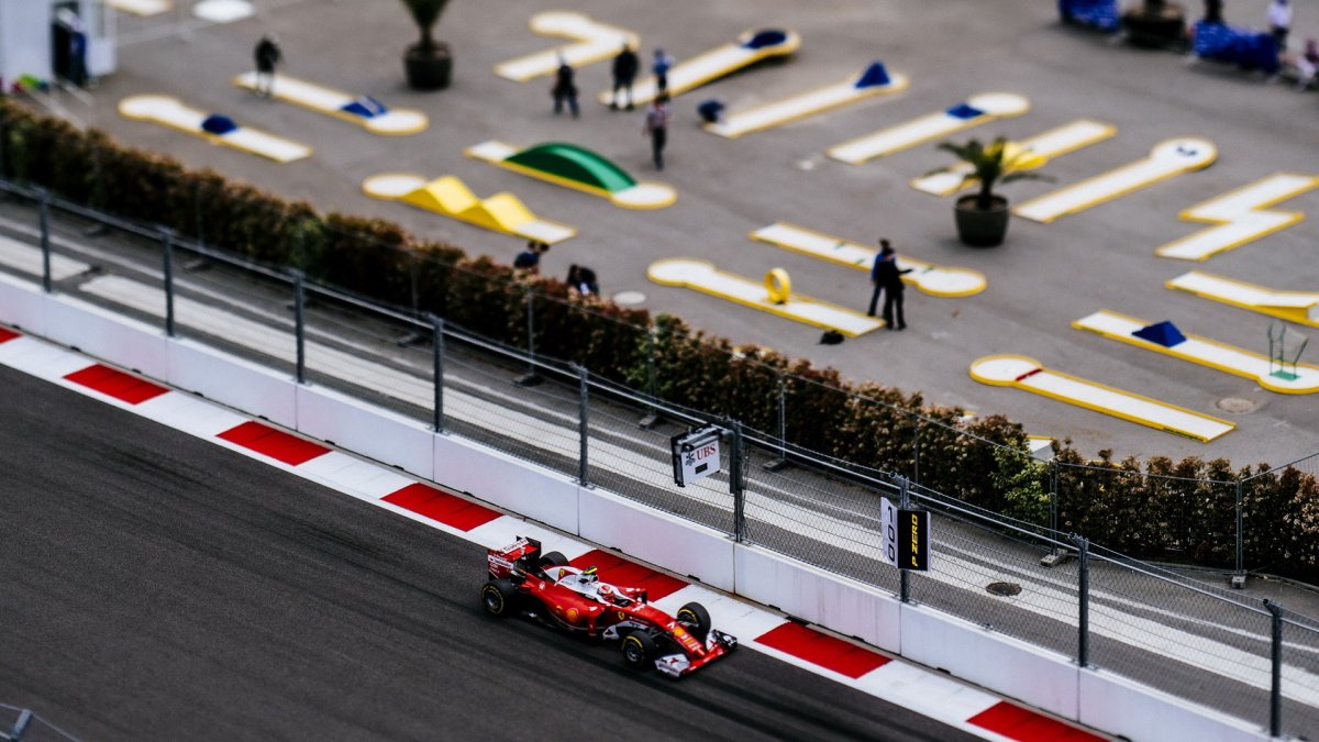 Kimi Räikkönen při kvalifikaci v Soči