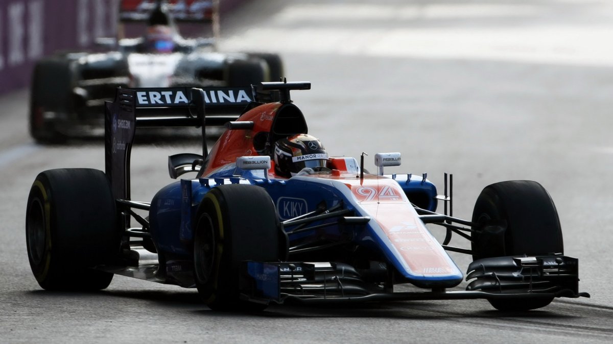 Pascal Wehrlein v závodě v Baku