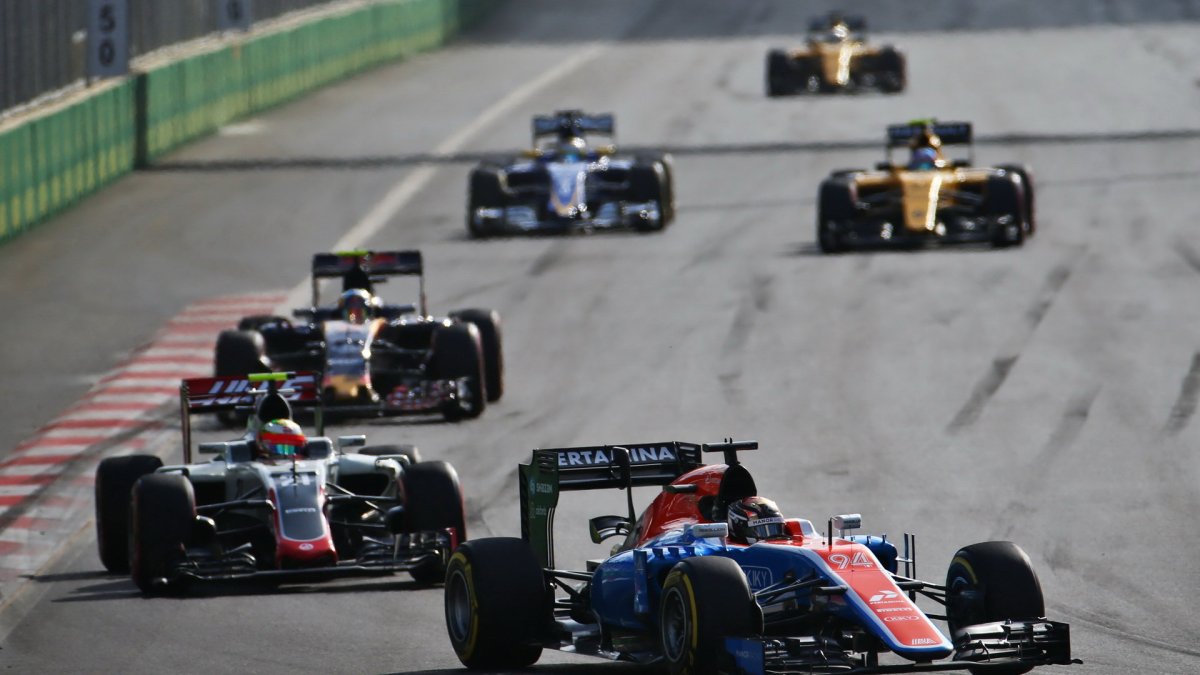 Pascal Wehrlein v závodě v Baku