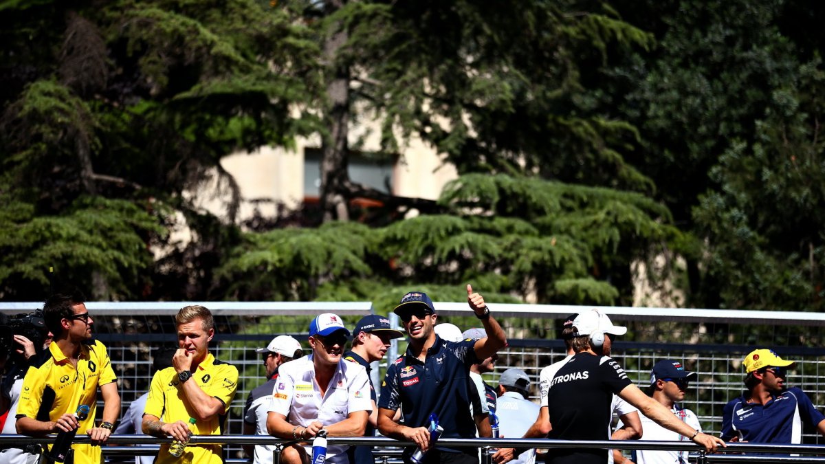 Prezentace pilotů před závodem v Baku